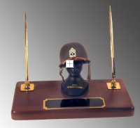 U.S.Army tec sgt as desk set