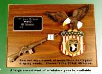 U.S.Army wood plaque with gun and eagle 101st Airborne